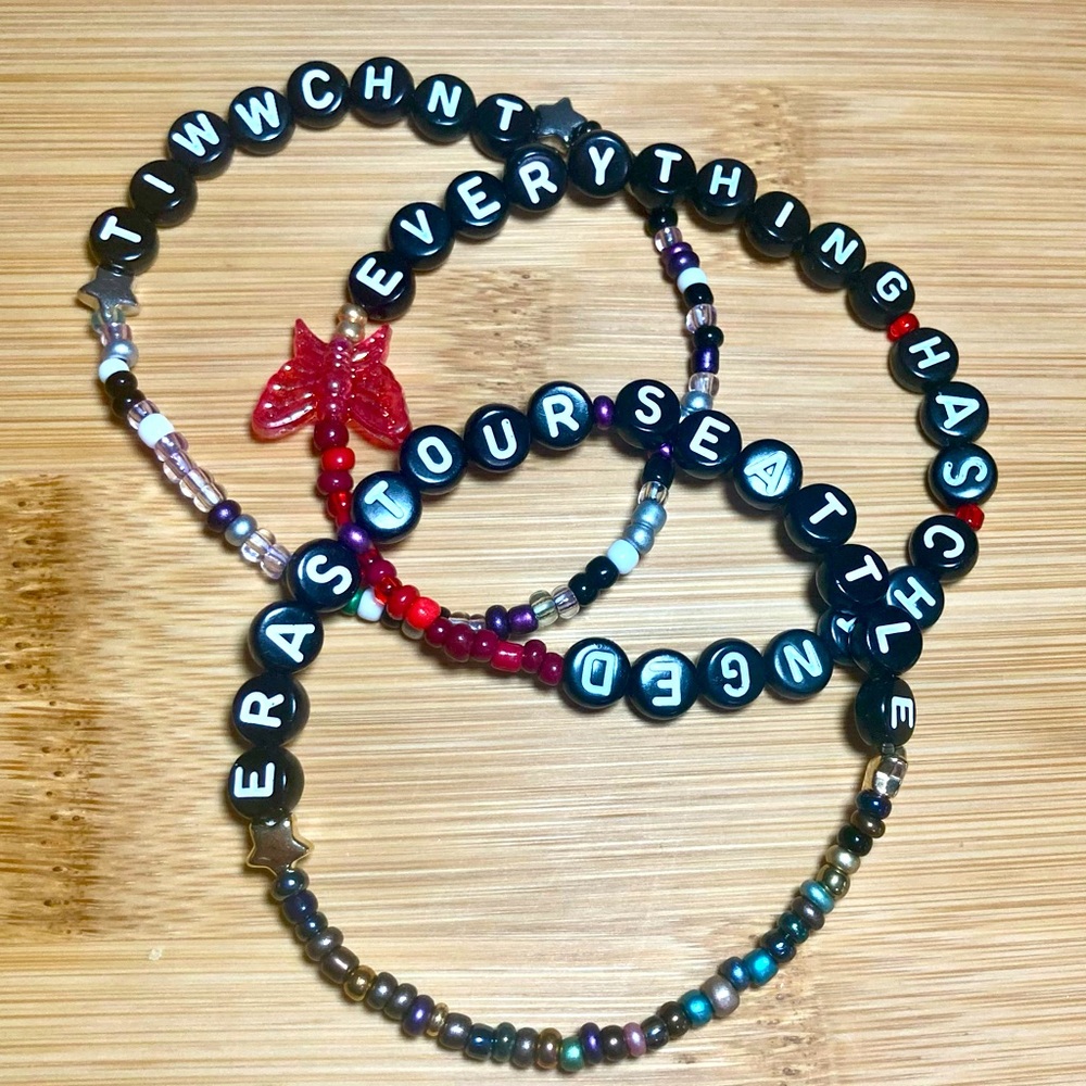 3 Taylor Swift Eras Tour Seattle Night 1 Surprise Song Friendship Bracelets